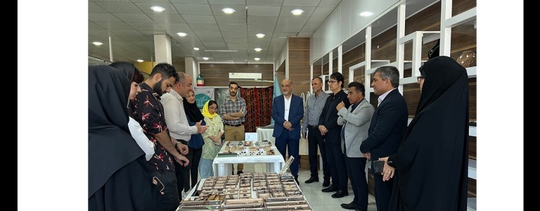 نمایشگاه محصولات صنایع دستی و دست‌ساز دانشجویان و فارغ‌التحصیلان رشته جواهرسازی دانشگاه علمی‌کاربردی اصناف